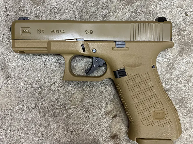 UMAREX Glock 19X GGB AIRSOFT 1