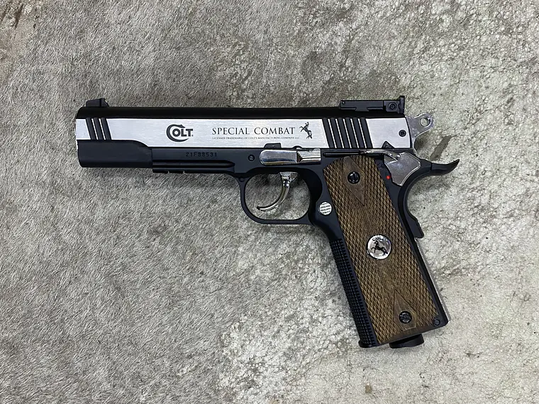 UMAREX COLT special combat BALIN ACERO 1
