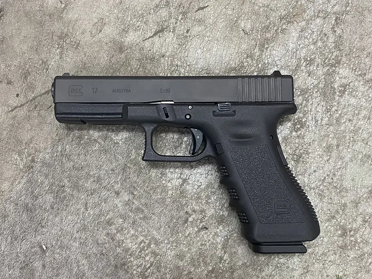 Pistola Glock 17 gen 3 cal.9mm 1