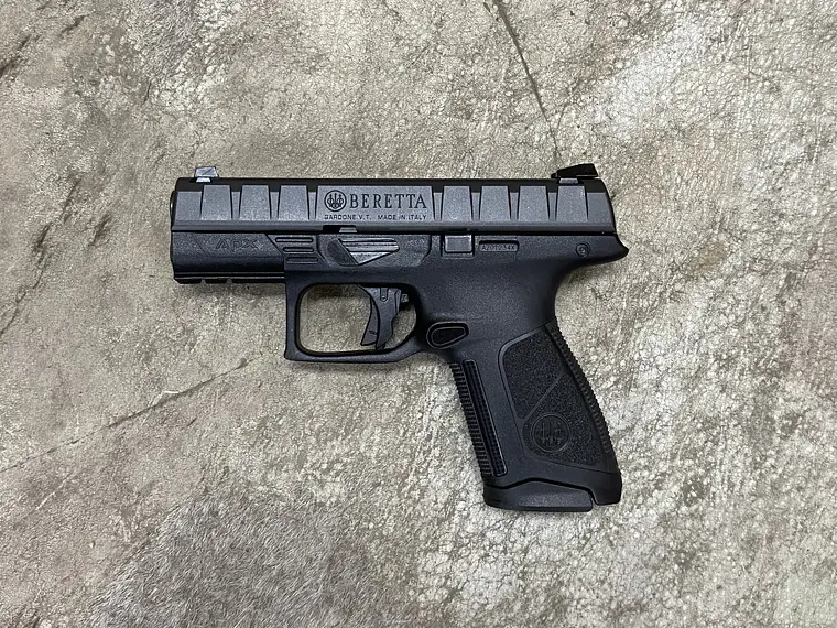 Pistola Beretta APX centurión cal.9mm 1