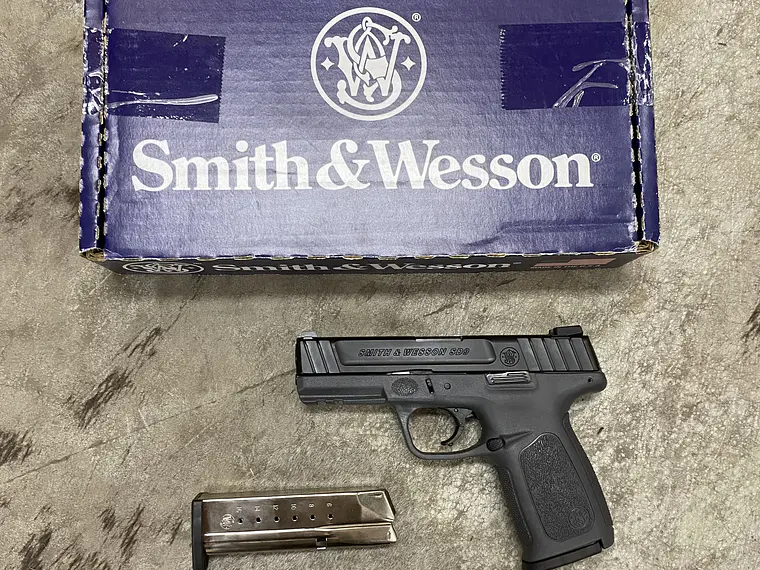 Pistola Smith & Wesson SD9 cal.9mm 2