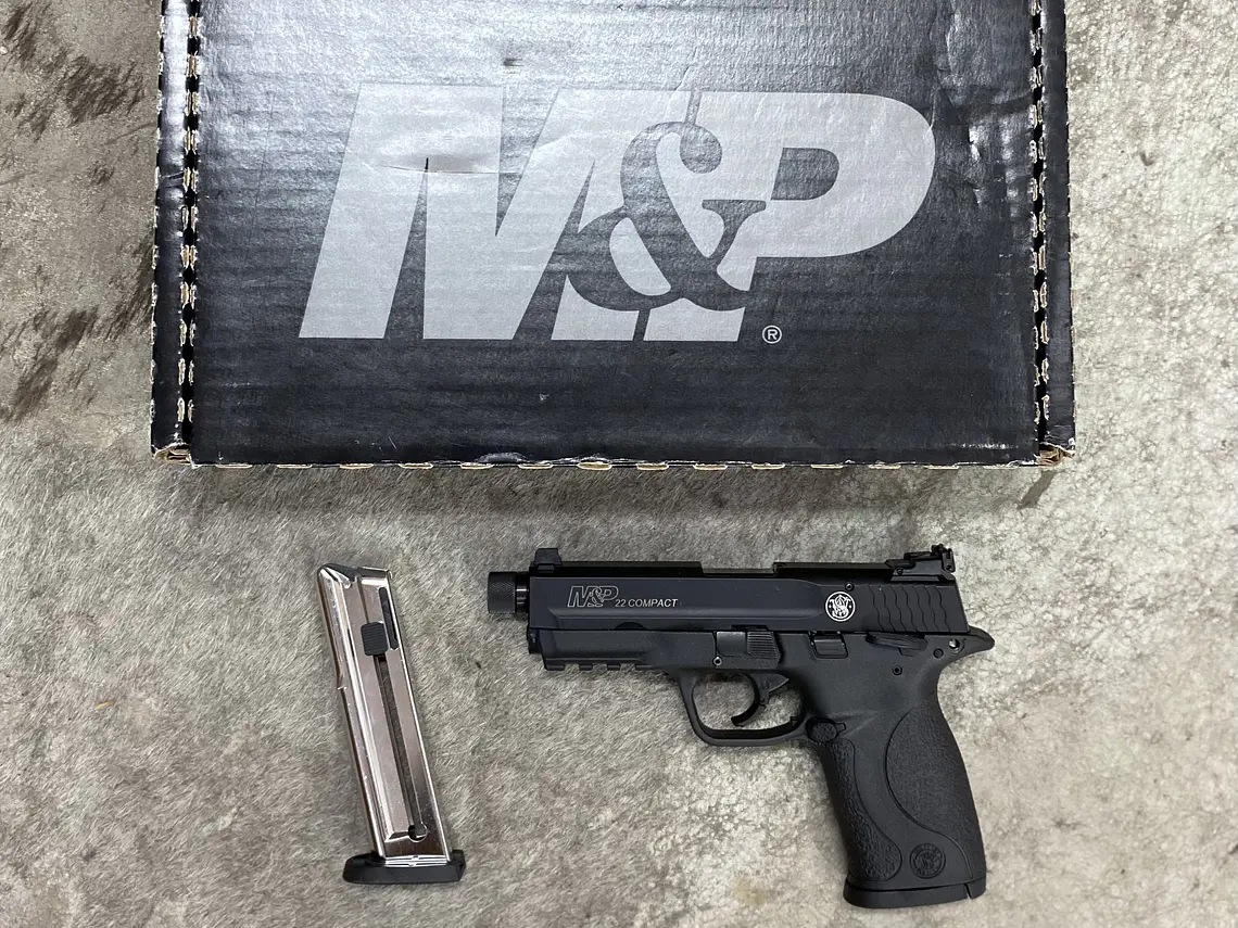 Pistola Smith & Wesson compact cal.22 2