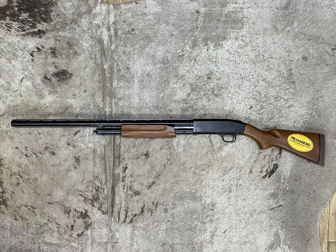 Escopeta MOSSBERG  cal.12 1