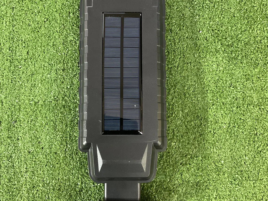 Foco HI SHEEN 8011A Solar 2