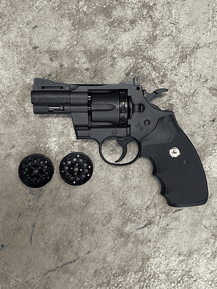 Revólver poston - balín UMAREX