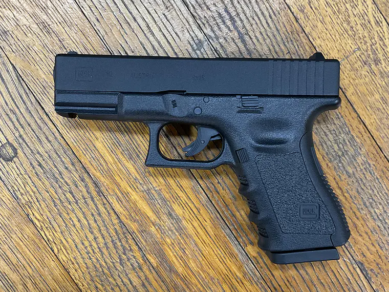 UMAREX Glock 19 Airsoft 1