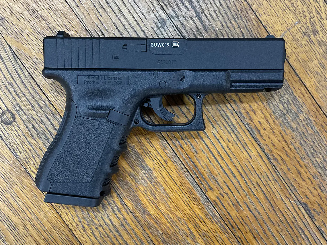 UMAREX Glock 19 Airsoft 2