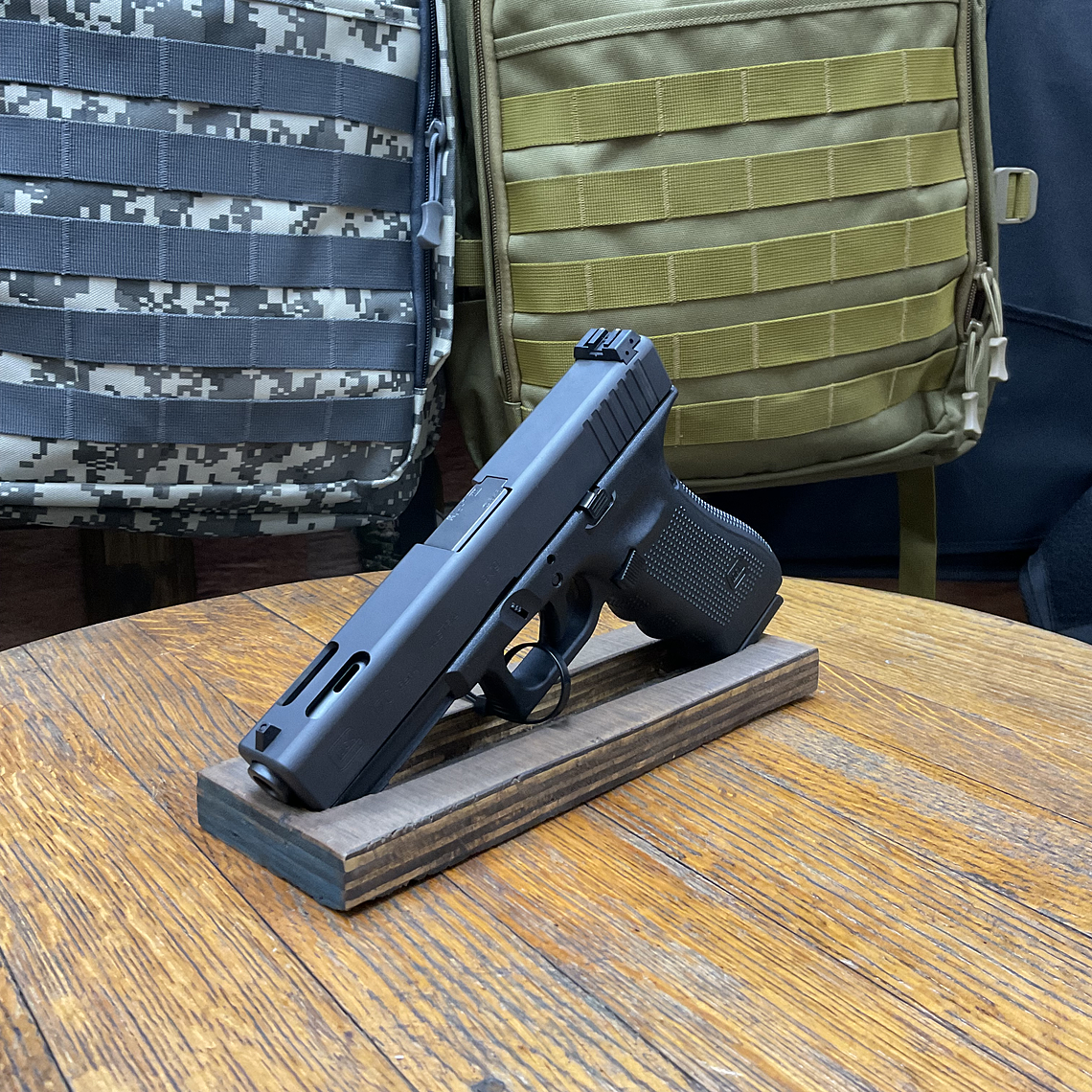 Pistola Glock 17C GEN4 9mm  3