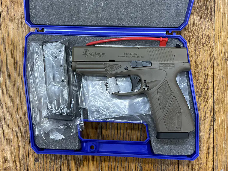 Pistola BERSA BP9CC 9mm 5