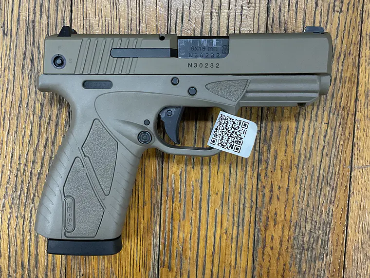 Pistola BERSA BP9CC 9mm 2