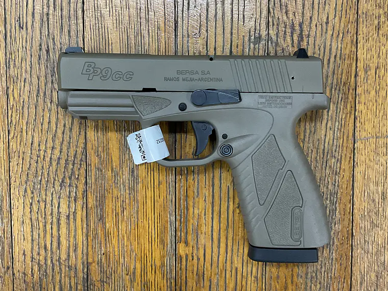 Pistola BERSA BP9CC 9mm 1