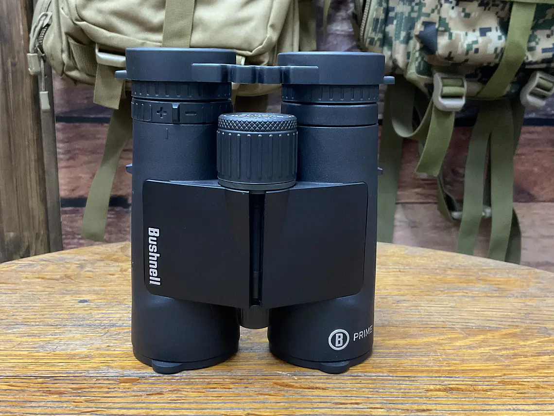 Binocular Bushnell 10x42 PRIME 1