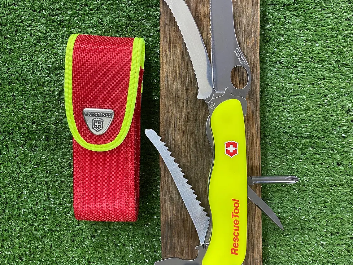 Victorinox RescueTool Color Amarilla/verde flúor 2