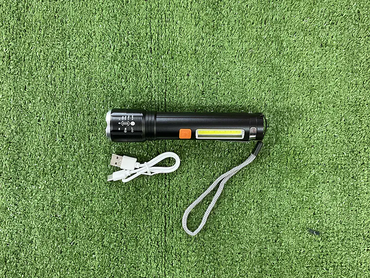 Linterna XH-P50  1