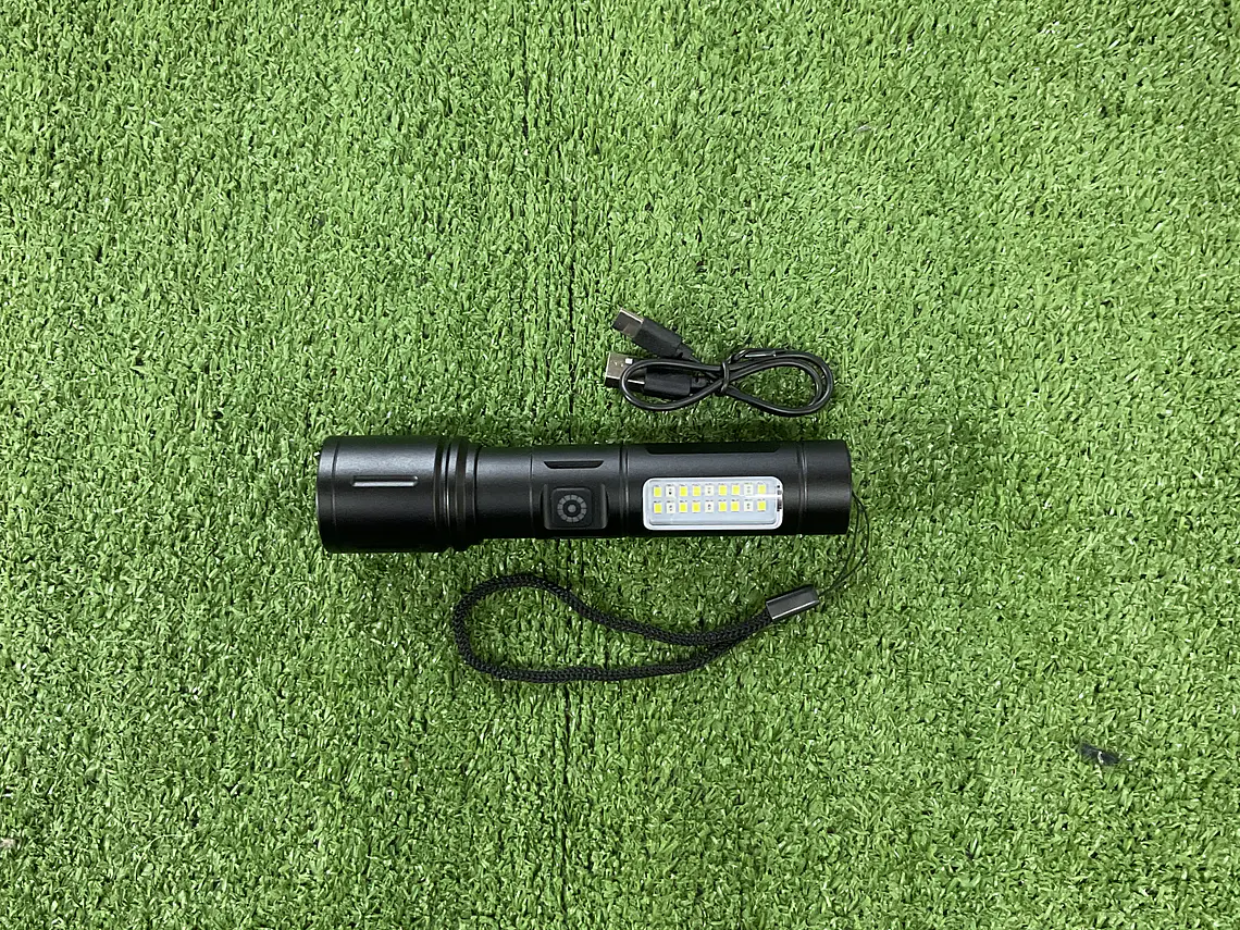 Linterna USB XPE 1
