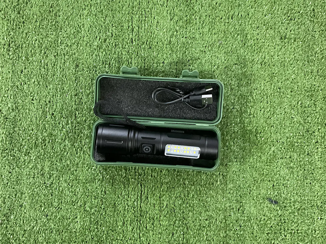 Linterna USB XPE 2