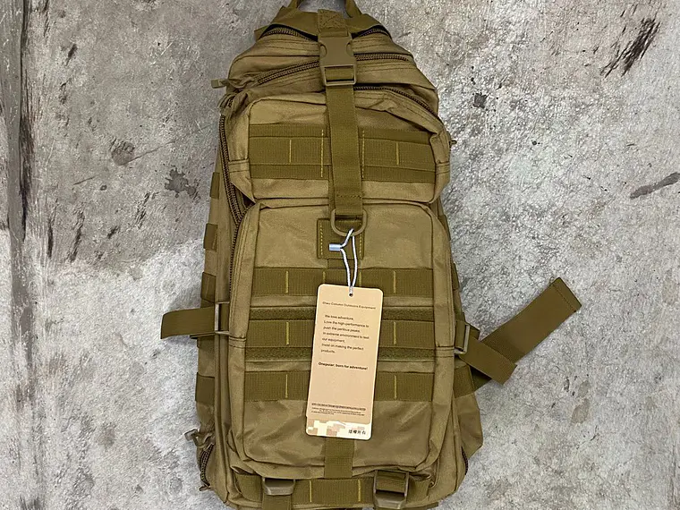 Mochila táctica color coyote 1