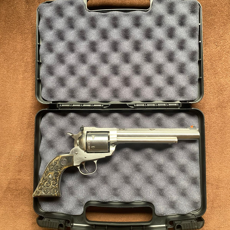 Revolver New Model SUPER  BLACKHAWK Cal .44 Mag 2