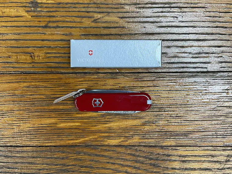 Victorinox Escort  1