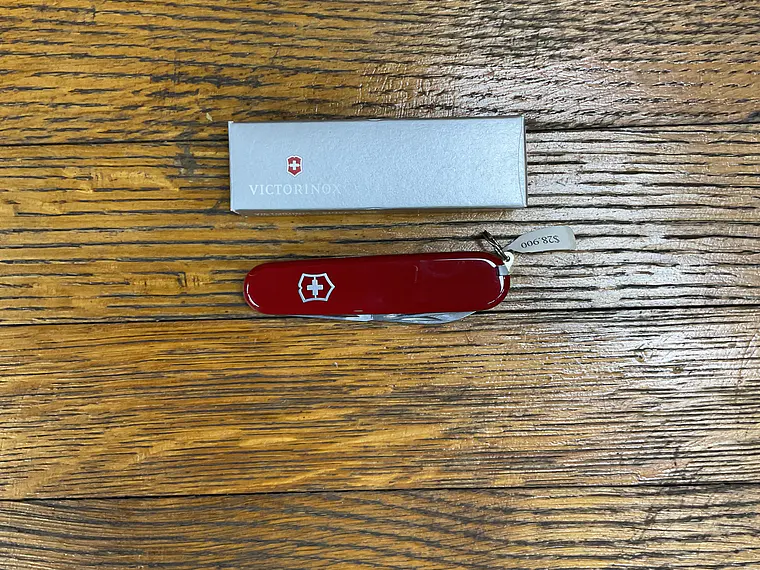 Victorinox RECRUIT  1