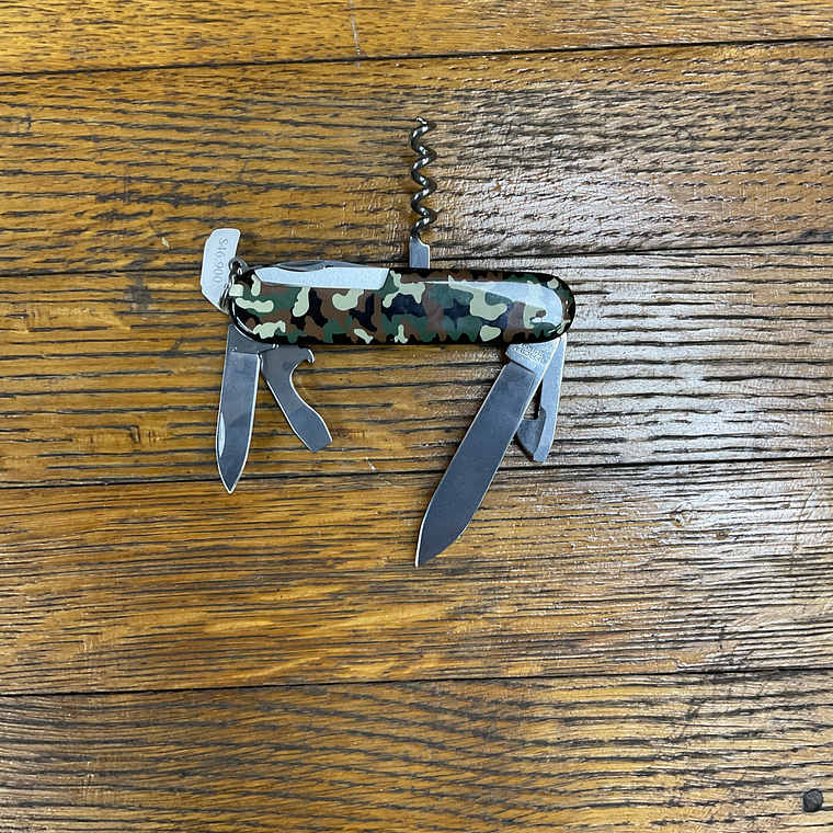 Victorinox SPARTAN Camo  3