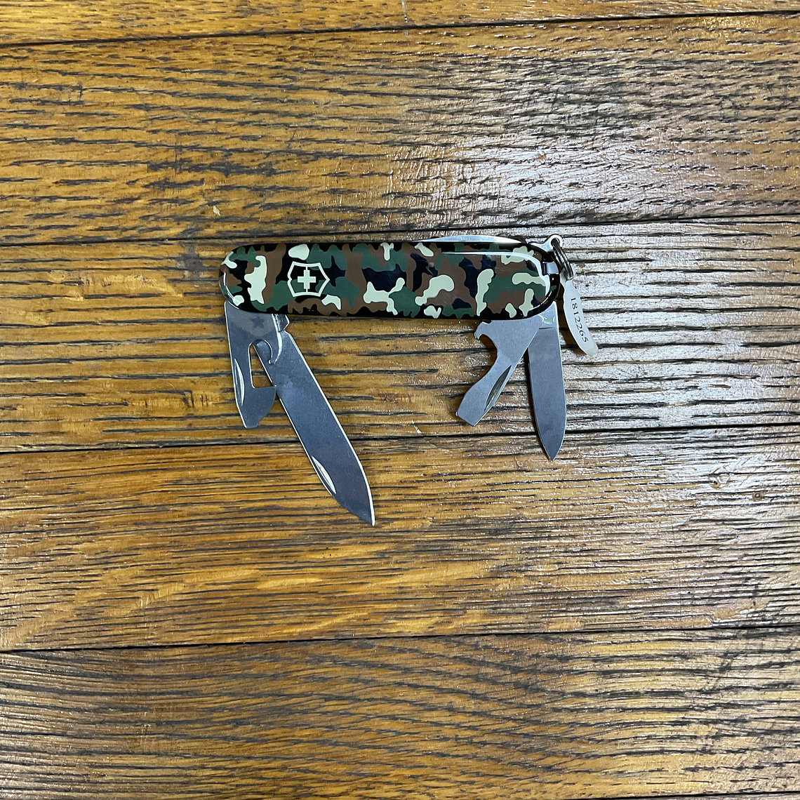 Victorinox SPARTAN Camo  2