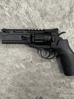 Revolver Balín 4,5 UMAREX 