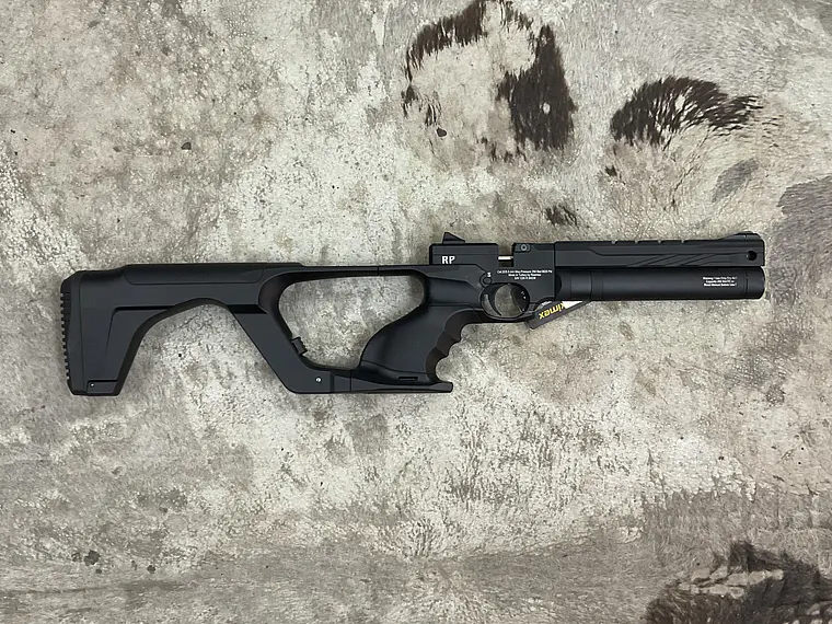 Pistola Reximex RP 5,5  3