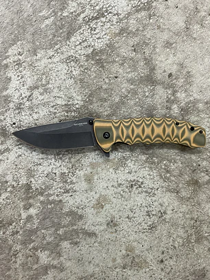 Navaja Schneide Kampfer