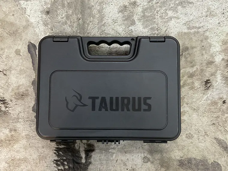 Pistola Taurus TS9 9mm 4