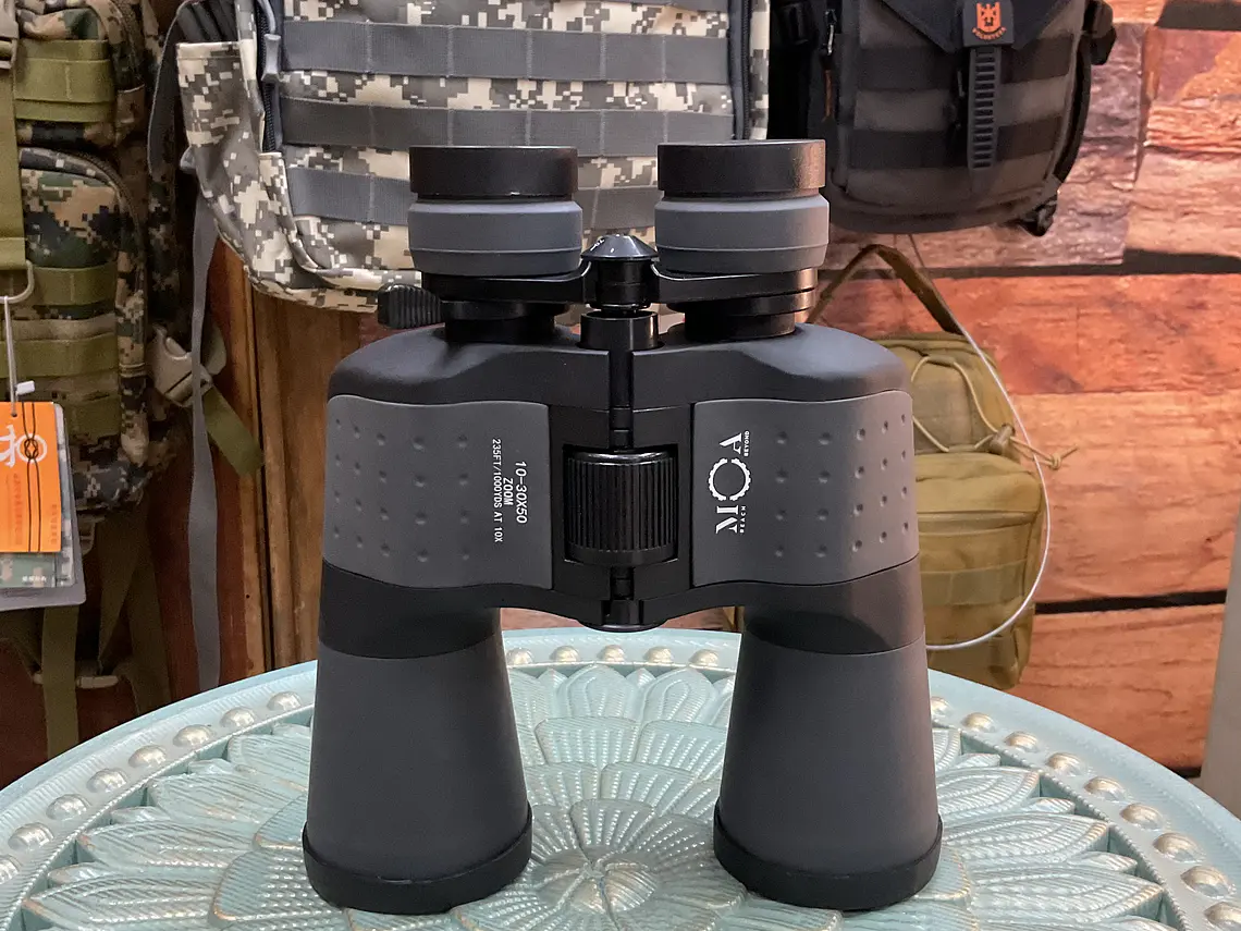 Binocular MOA 10-30x50 1