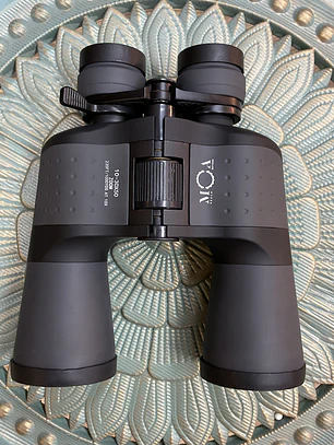 Binocular MOA 10-30x50