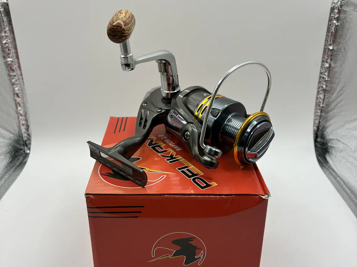Carrete PELIKAN Hunter HK300FD 3
