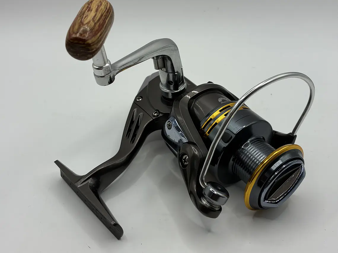 Carrete PELIKAN Hunter HK300FD 1