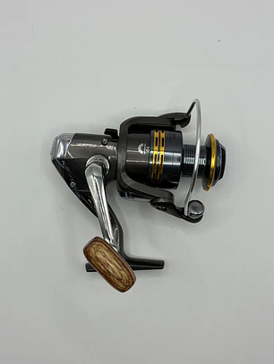Carrete PELIKAN Hunter HK300FD