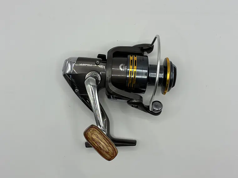 Carrete PELIKAN Hunter HK300FD 2