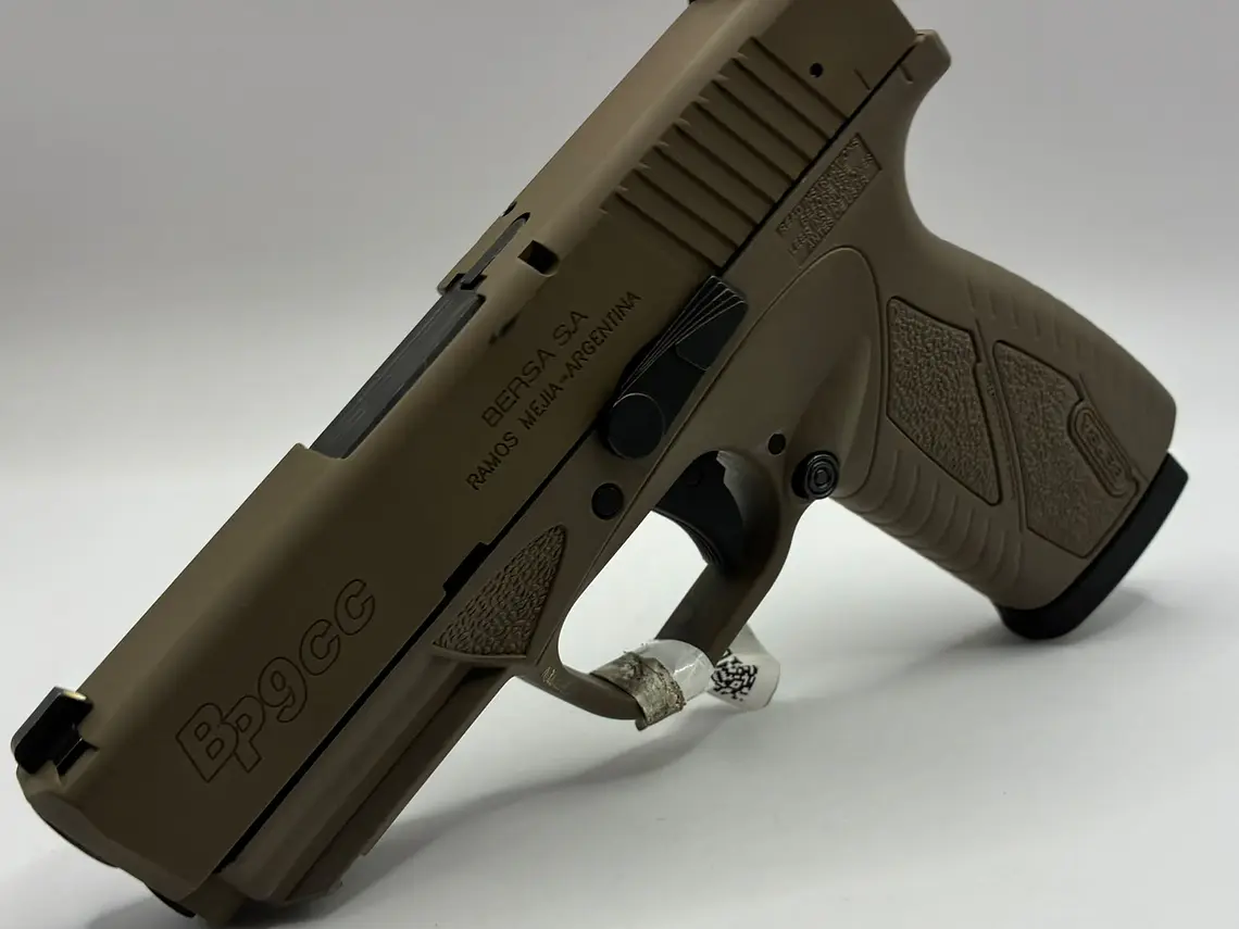 Pistola BERSA BP9CC 9mm 5