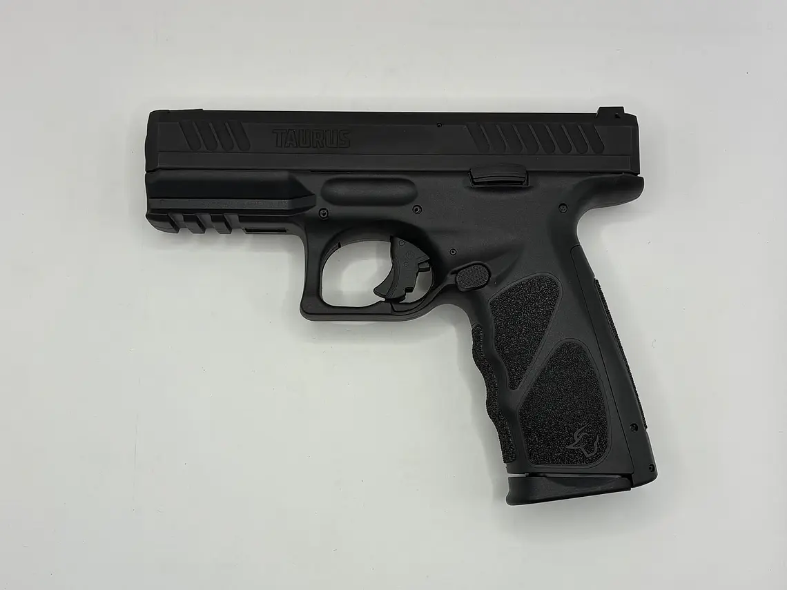 Pistola Taurus TS9 9mm 1