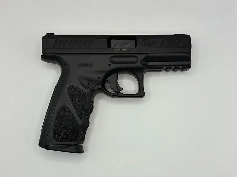 Pistola Taurus TS9 9mm 3