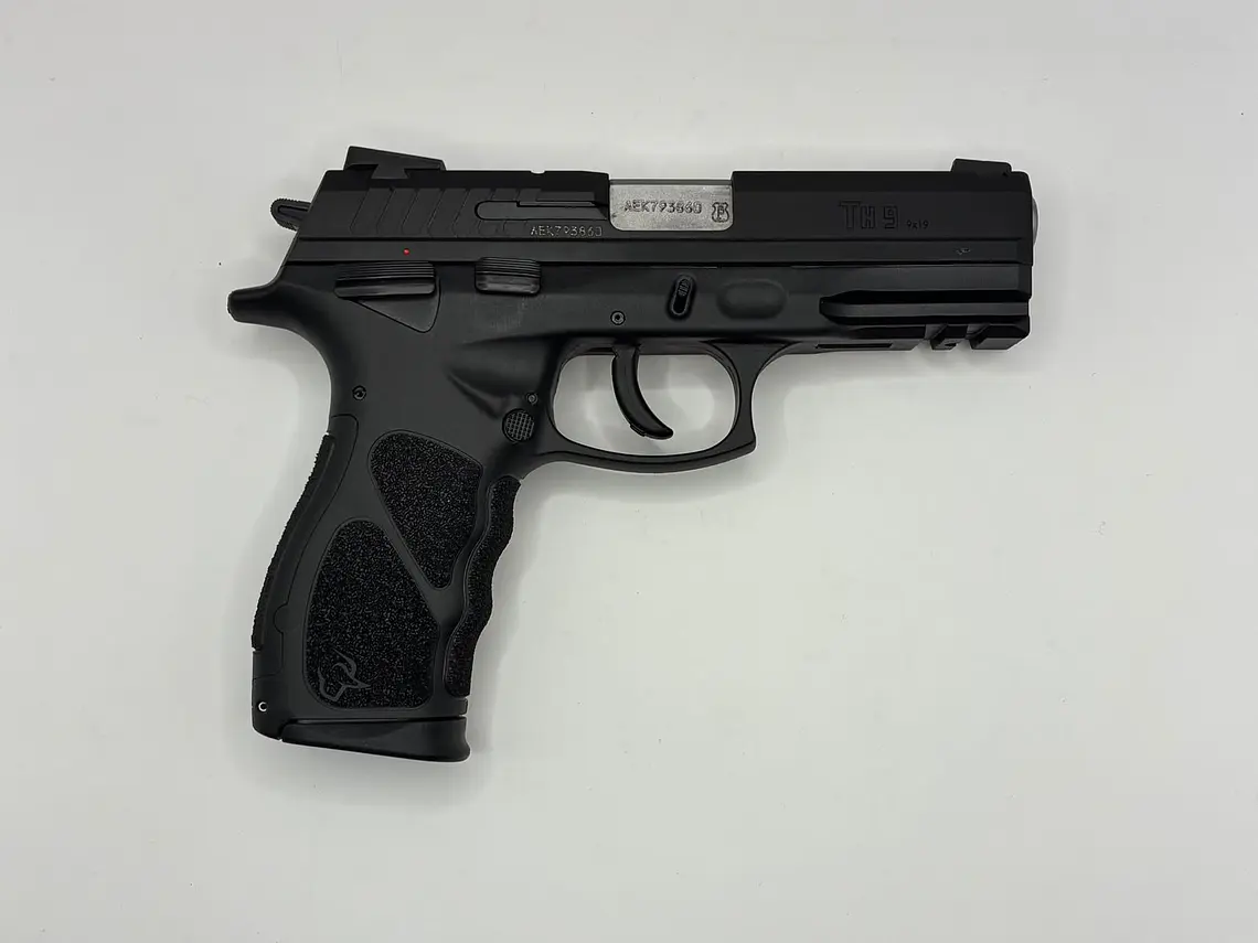 Pistola Taurus TH9 cal.9mm 3