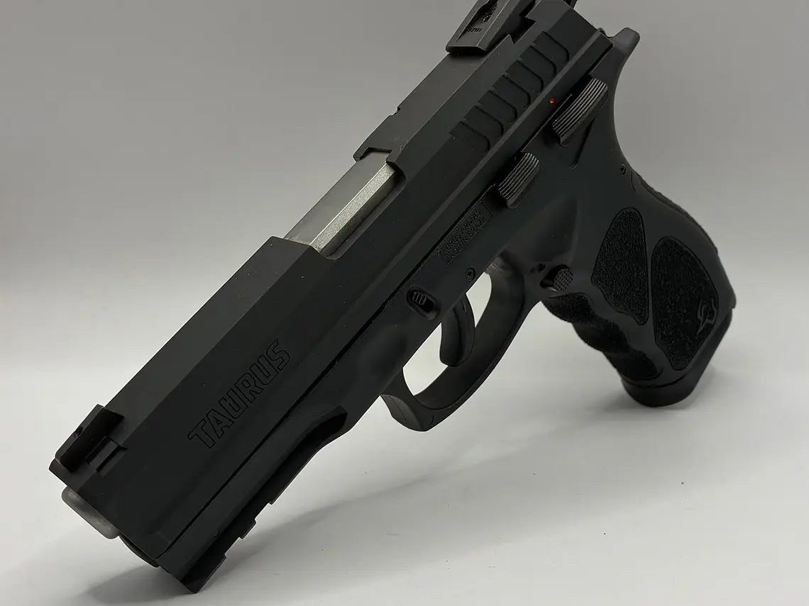 Pistola Taurus TH9 cal.9mm 5