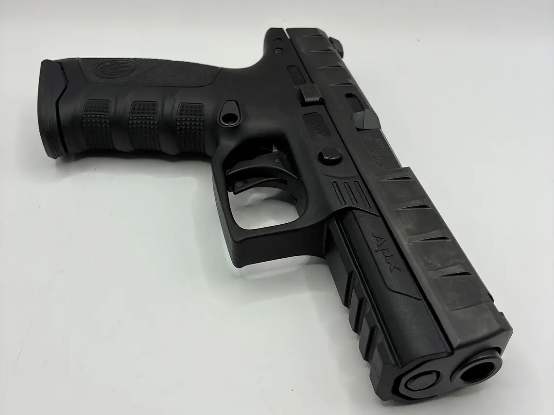 Pistola BERETTA APX .40 2