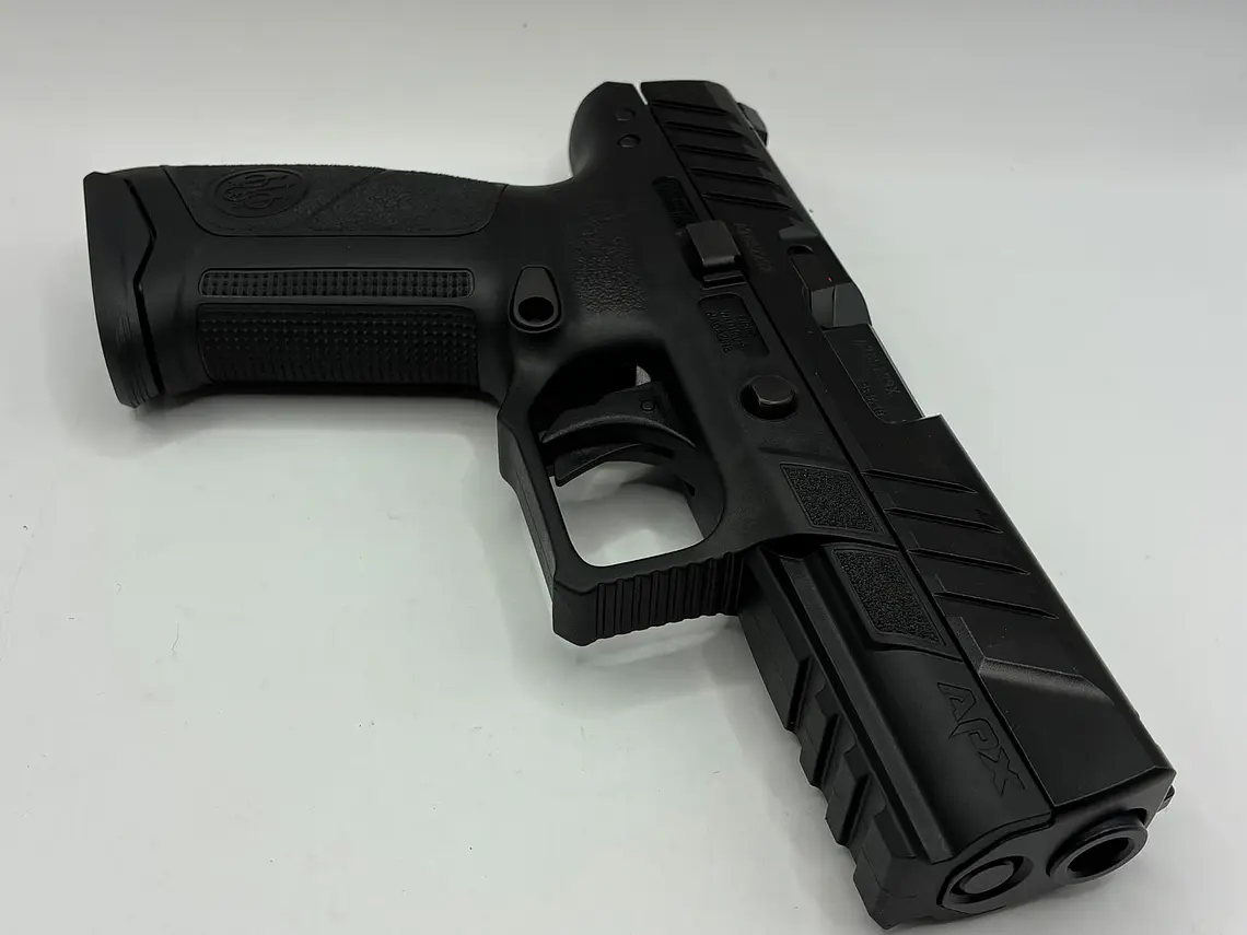Pistola Beretta APX cal.9mm 3