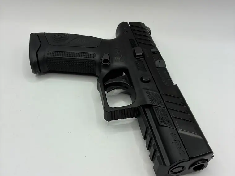 Pistola Beretta APX cal.9mm 5