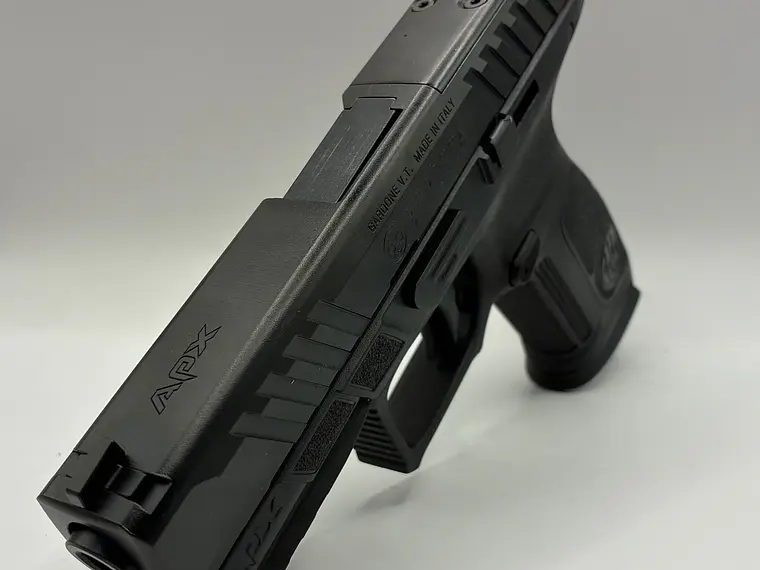 Pistola Beretta APX cal.9mm 2