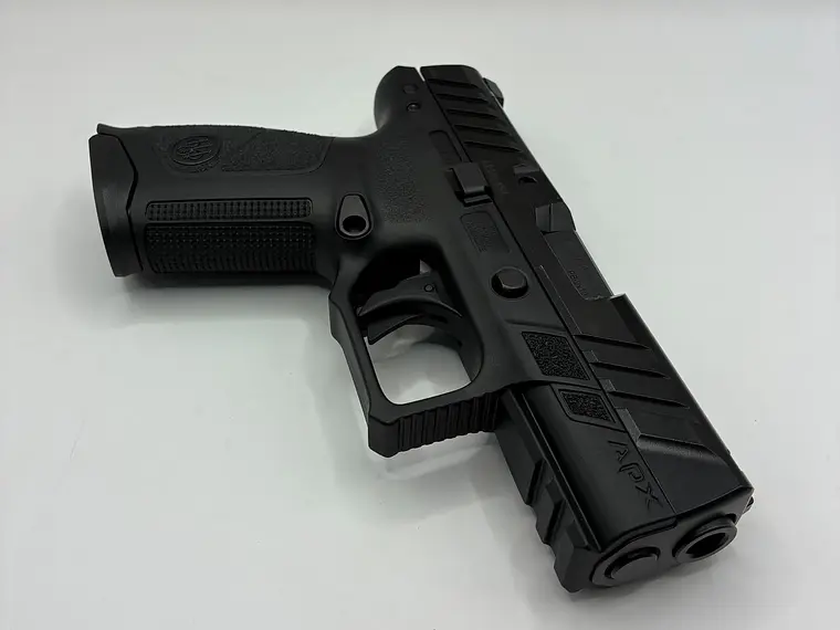 Pistola Beretta APX centurión cal.9mm 2