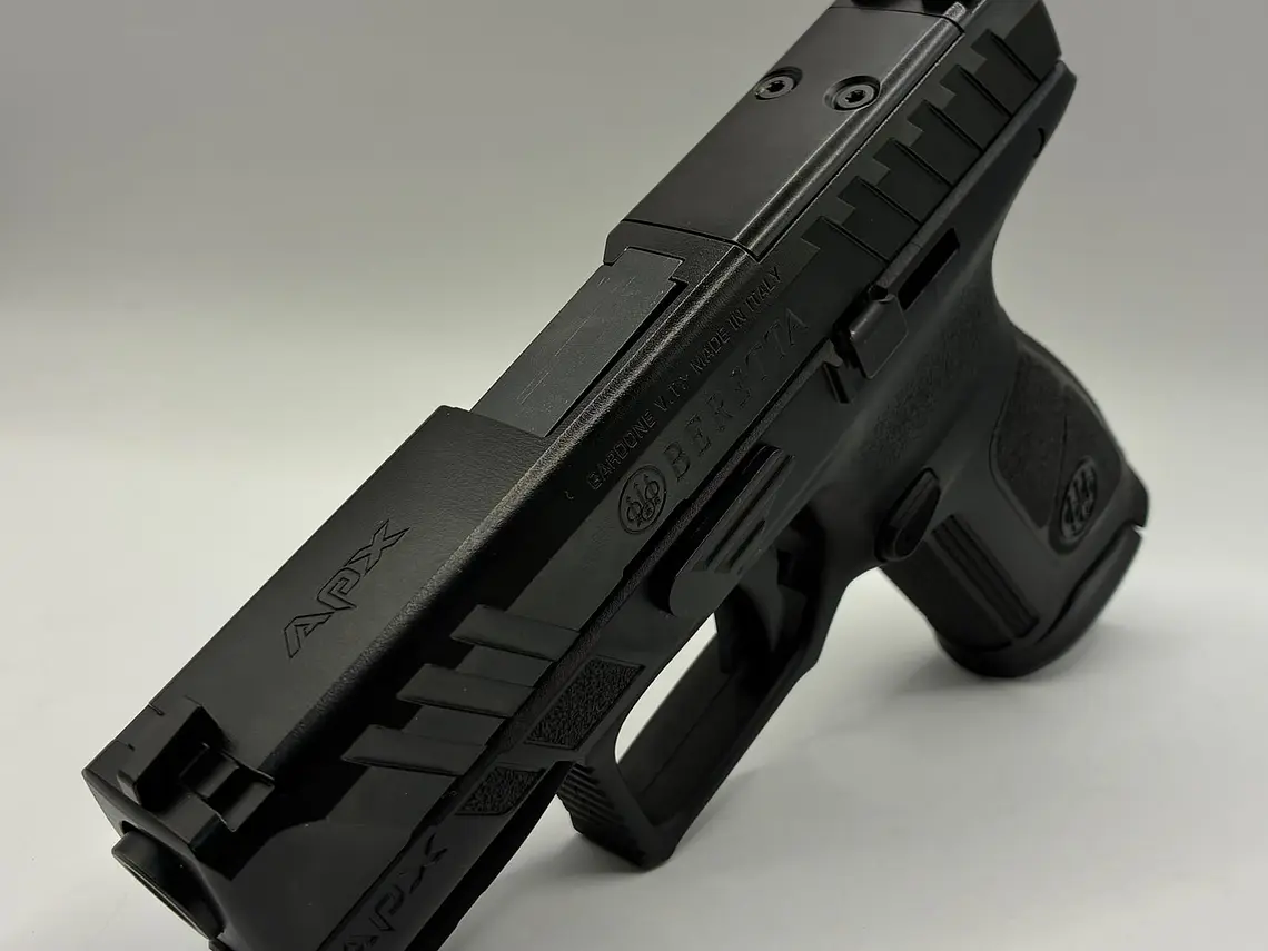 Pistola Beretta APX centurión cal.9mm 3
