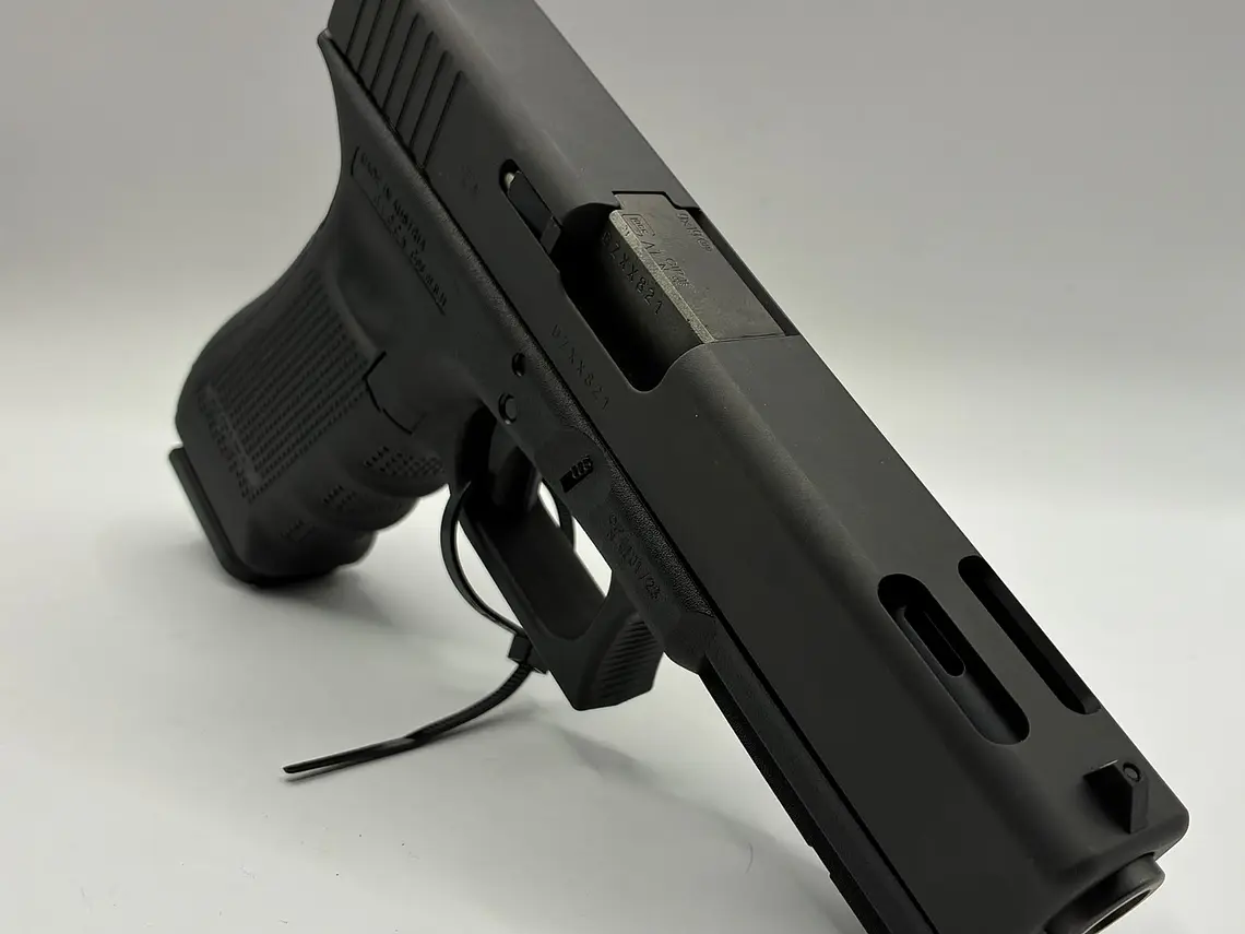 Pistola Glock 17C GEN4 9mm  5