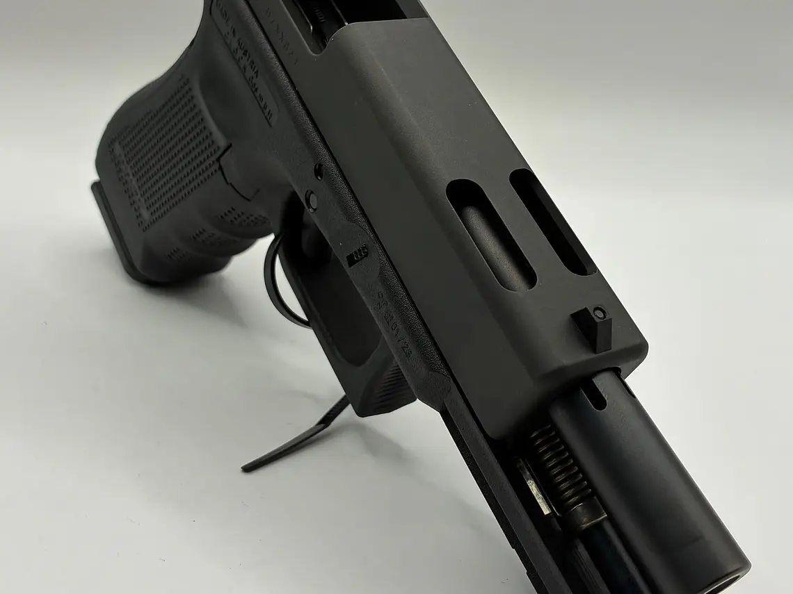 Pistola Glock 17C GEN4 9mm  3