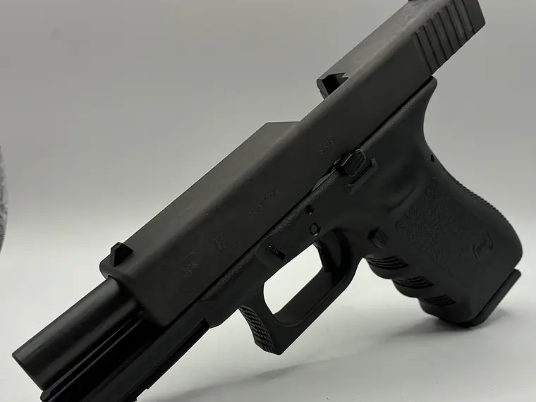 Pistola Glock 17 gen 3 cal.9mm 2